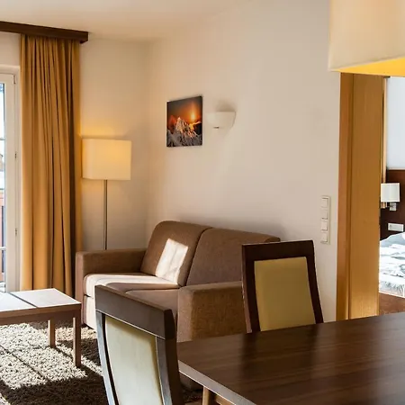 Residence Saalbach ザールバッハ・ヒンターグレム